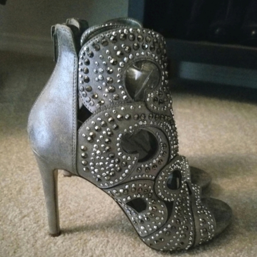 NWOT - Gianni Bini Dressy Heels